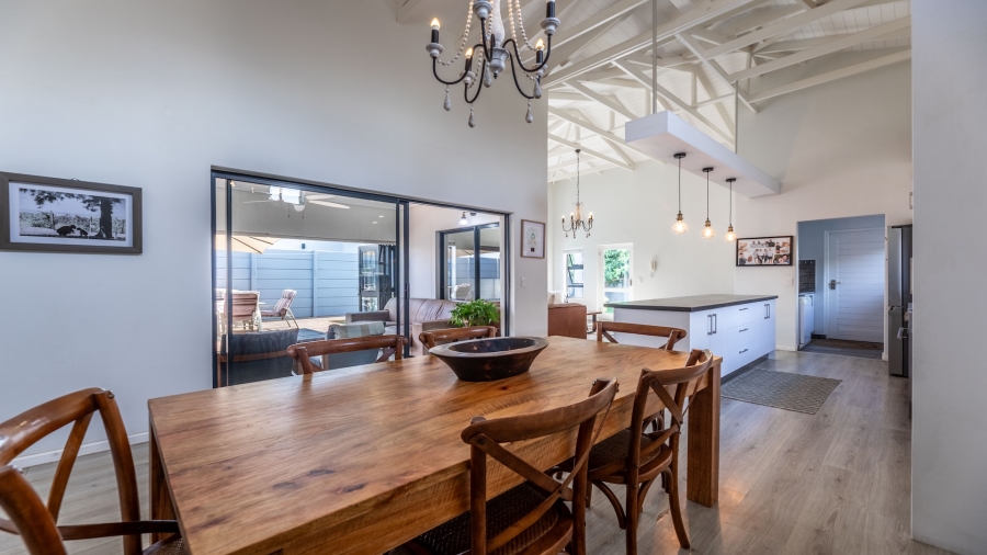 3 Bedroom Property for Sale in Parklands North Western Cape